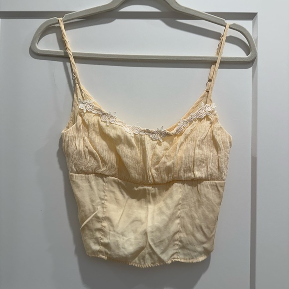 PRICE DROP⬇️ Isabelle’s Cabinet | Cream Cropped Tank | Size S - Picture 5 of 5